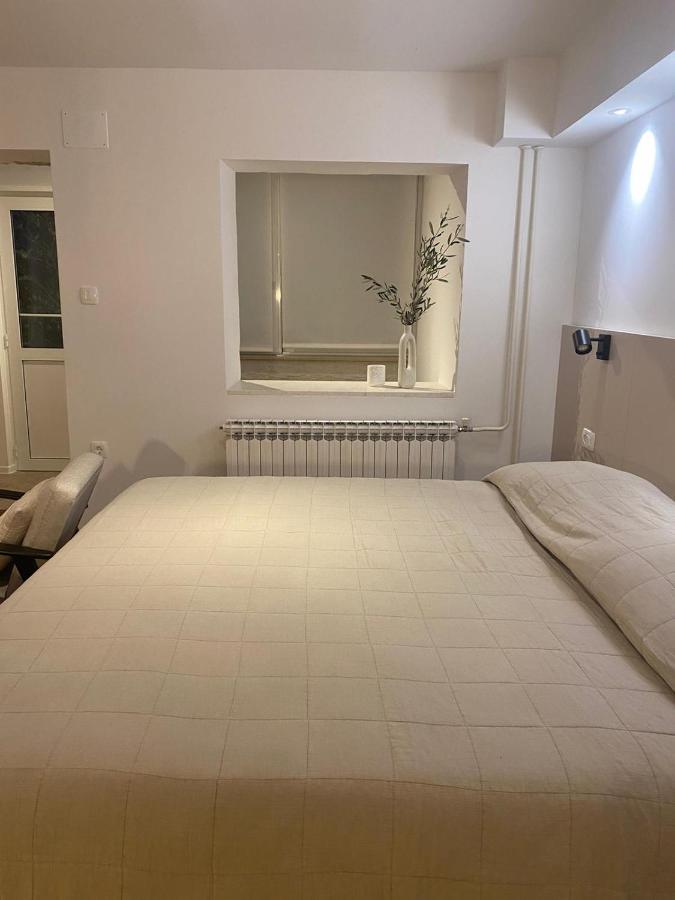 Apartments Nikval Rovinj Exterior foto
