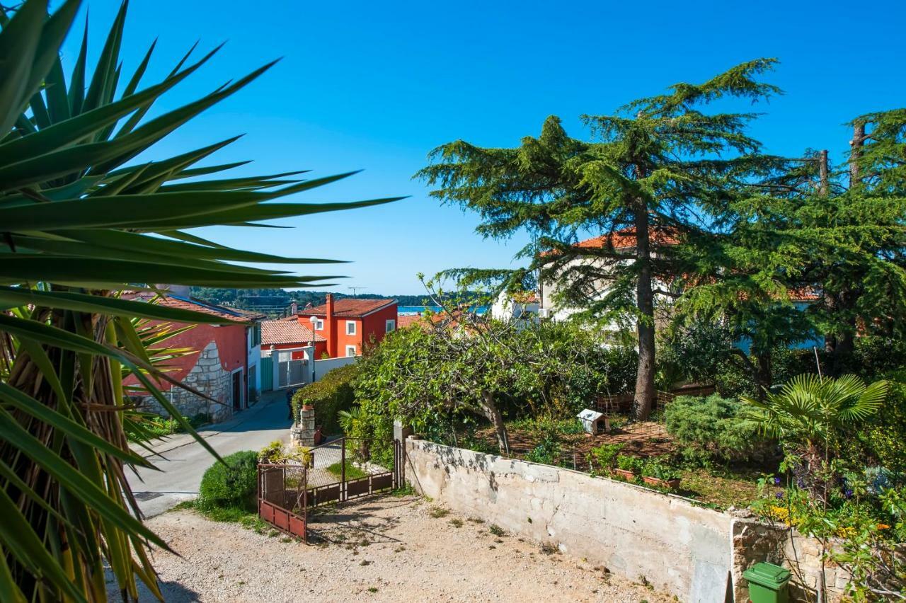 Apartments Nikval Rovinj Exterior foto